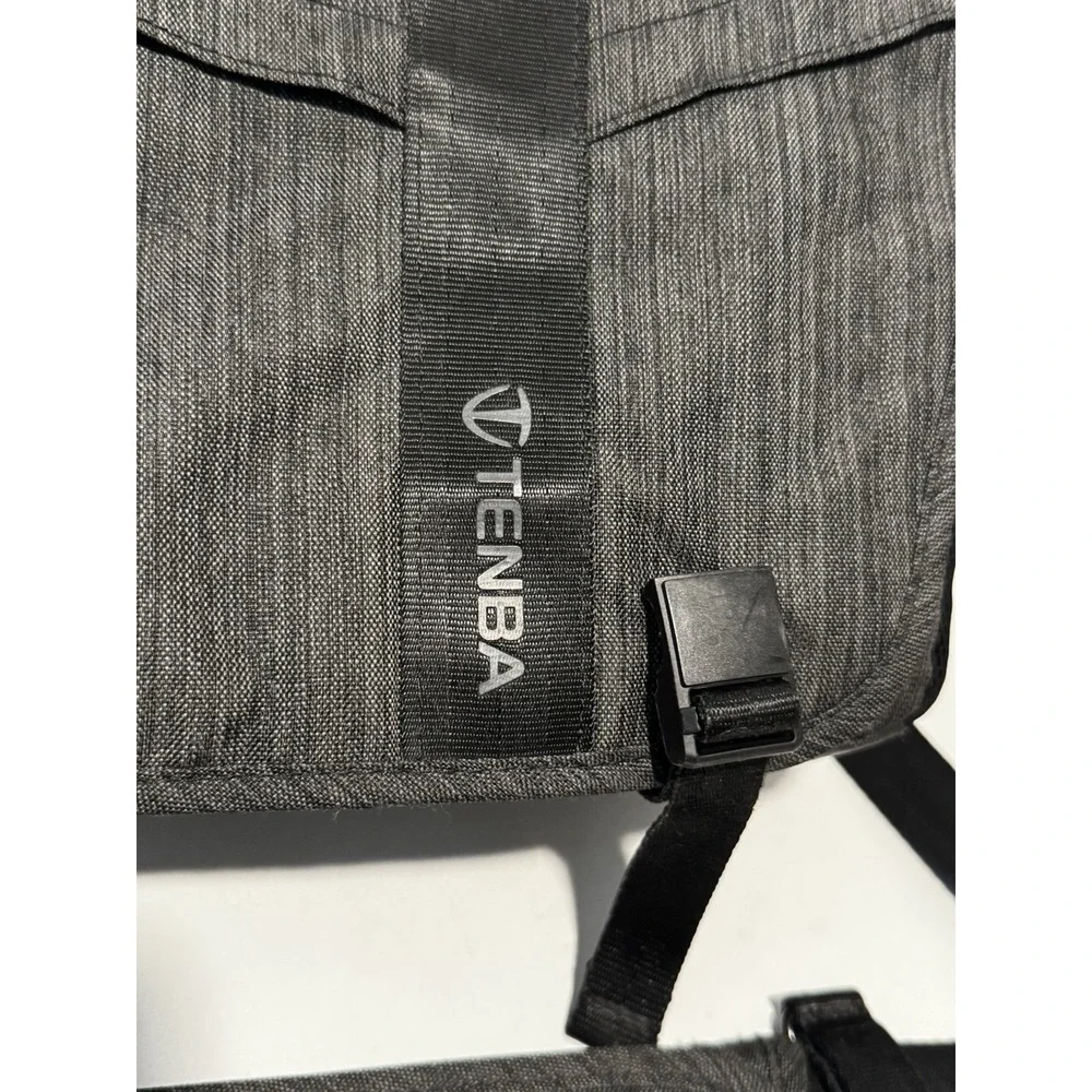 Tenba DNA 11 Camera Messenger Shoulder Bag Graphite Gray Complete W Inserts EDC